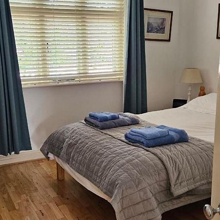 Old School Apartment 1 First Floor Bury St. Edmunds Екстериор снимка