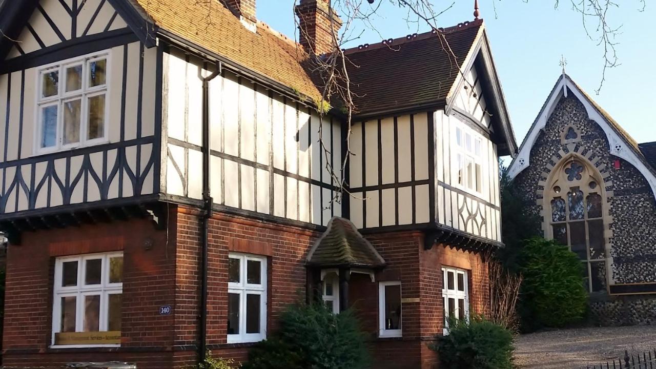 Old School Apartment 1 First Floor Bury St. Edmunds Екстериор снимка