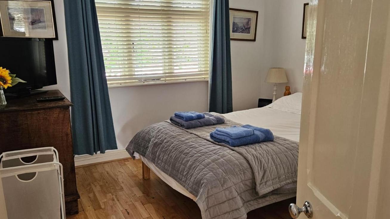 Old School Apartment 1 First Floor Bury St. Edmunds Екстериор снимка