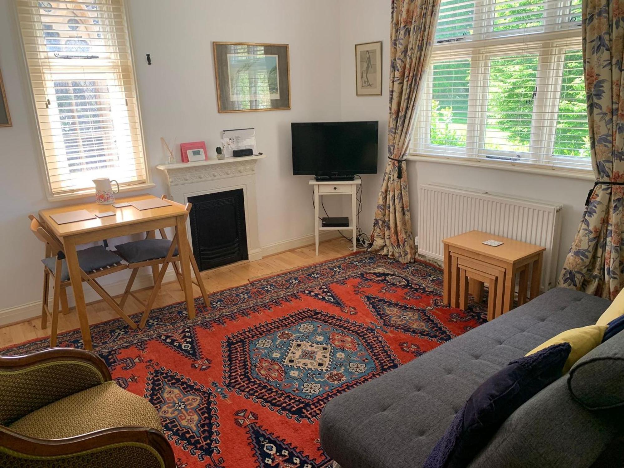 Old School Apartment 1 First Floor Bury St. Edmunds Екстериор снимка